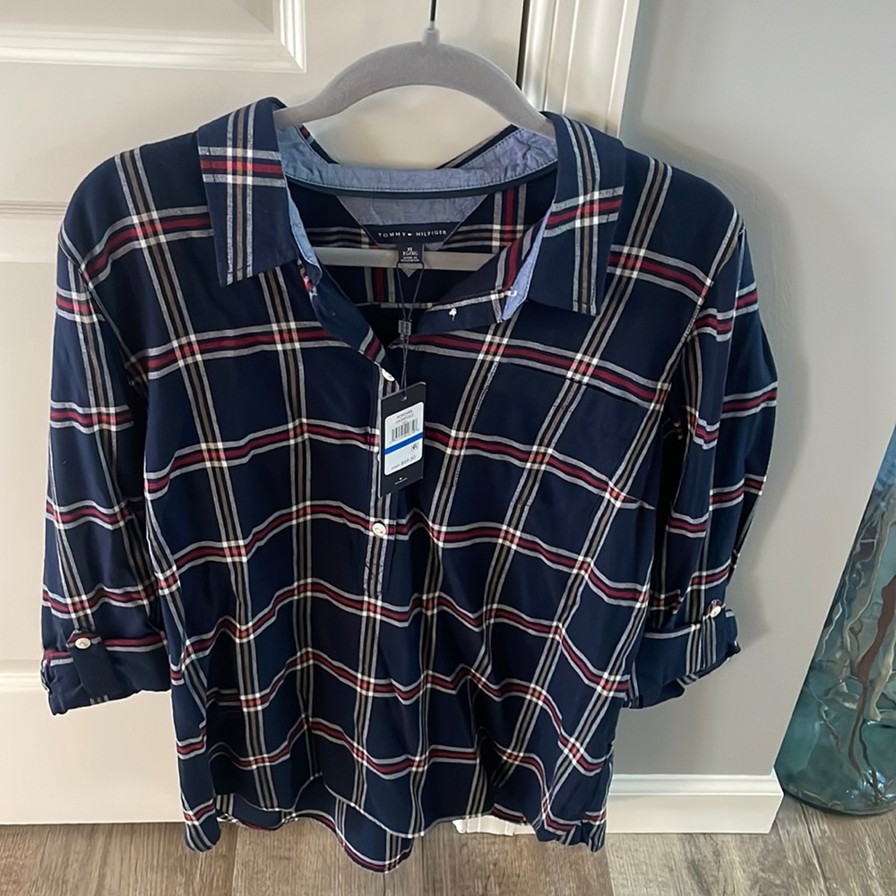 NWT Tommy Hilfiger, plaid shirt, women’s size XL